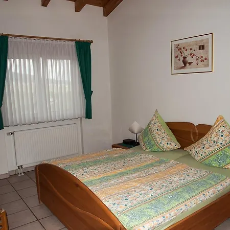 Apartment Weingut Gästehaus Eberle Burrweiler
